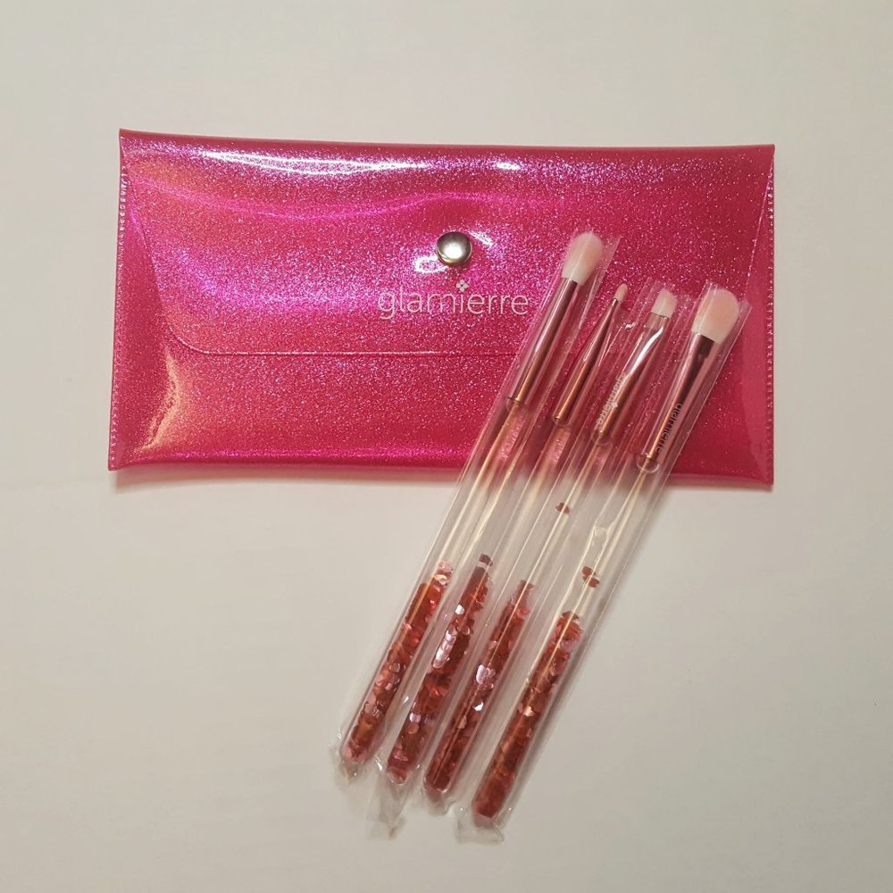 Glamierre Pink Luxe Glitter Heart Eye Brushes NEW